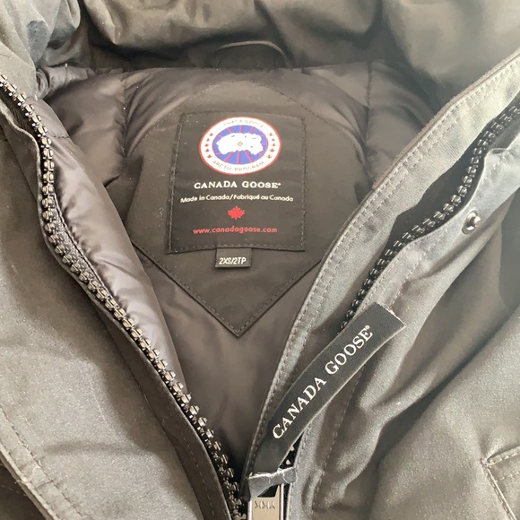 Canada Goose Trillium Parka XXS - Picture 11 of 17